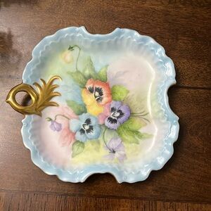 Vintage Antique plate 7” x 7.5” in perfect condition.
